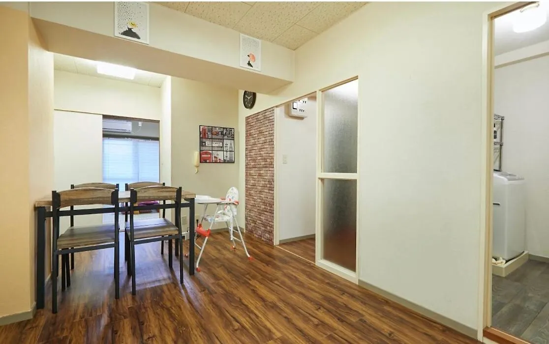 Apartament クレスト池袋101