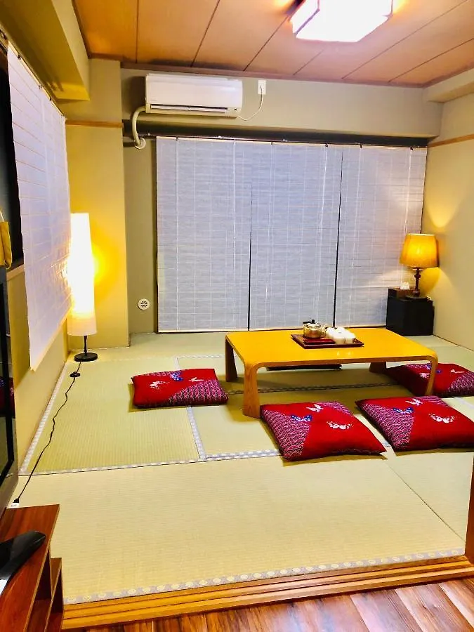 Apartment クレスト池袋101