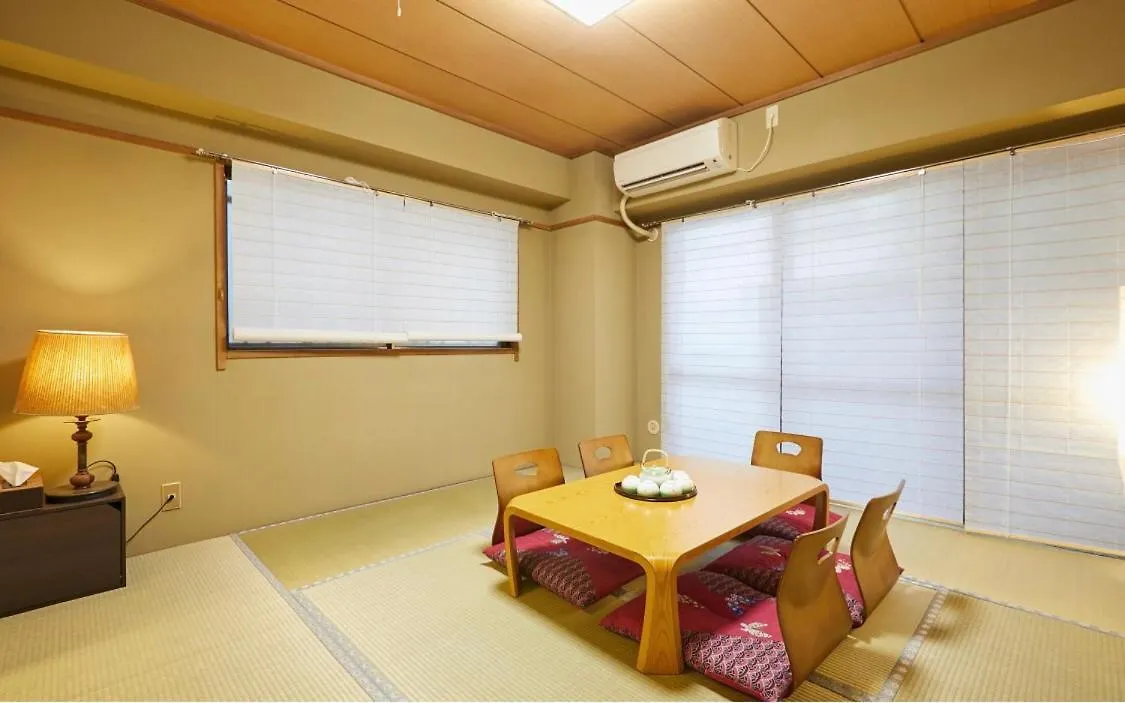 クレスト池袋101 Apartment
