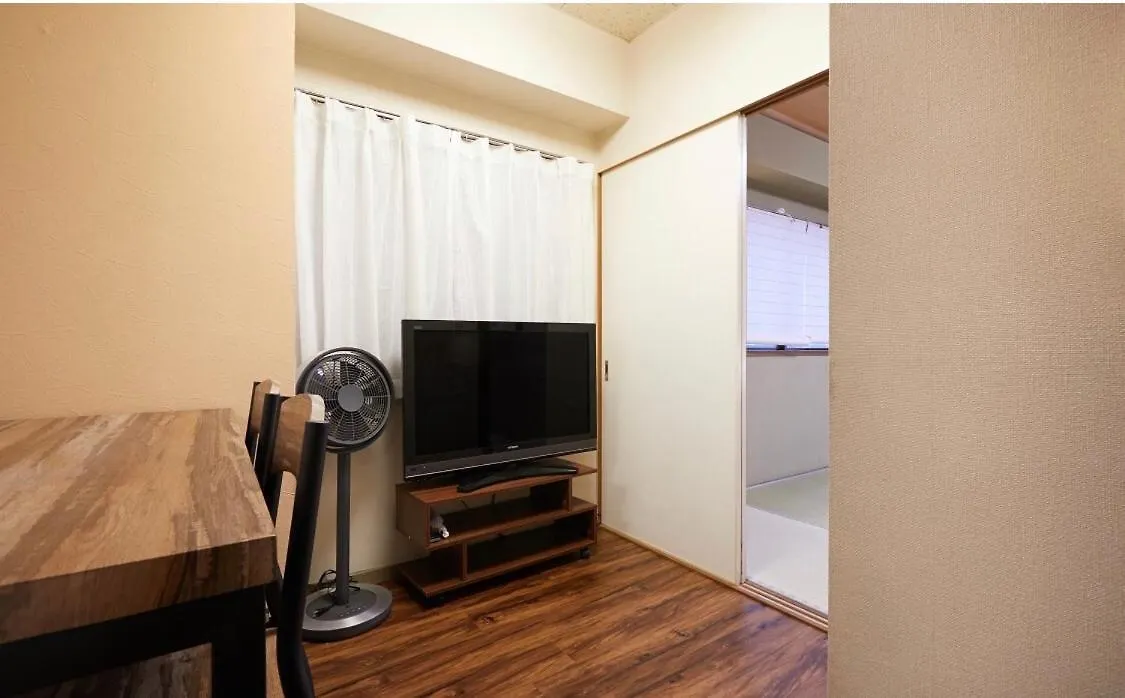 クレスト池袋101 Apartment