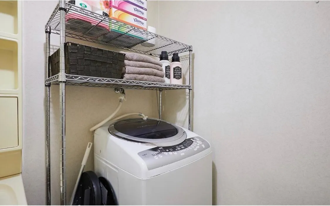 Apartment クレスト池袋101