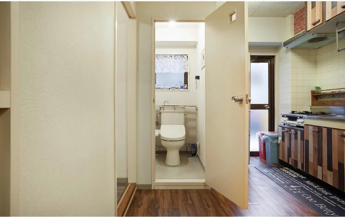 Apartment クレスト池袋101